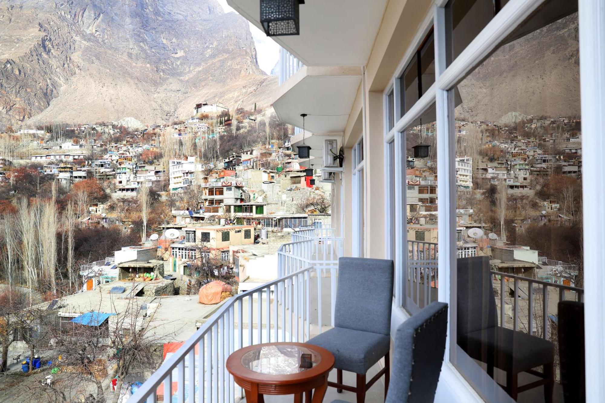 Hilltop Hotel, Hunza Karimabad  エクステリア 写真